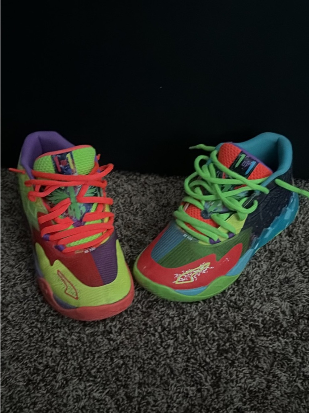 MB.01 “Be you” size 6 good condition